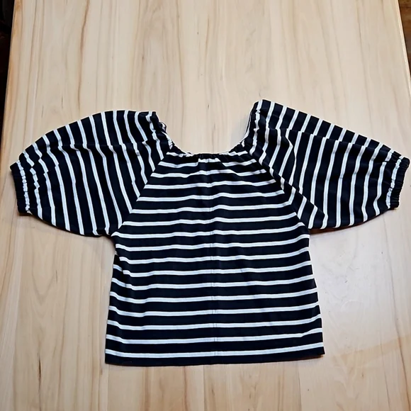 J. Crew Crop Top with Puffy Sleeves - Picture 1 of 7